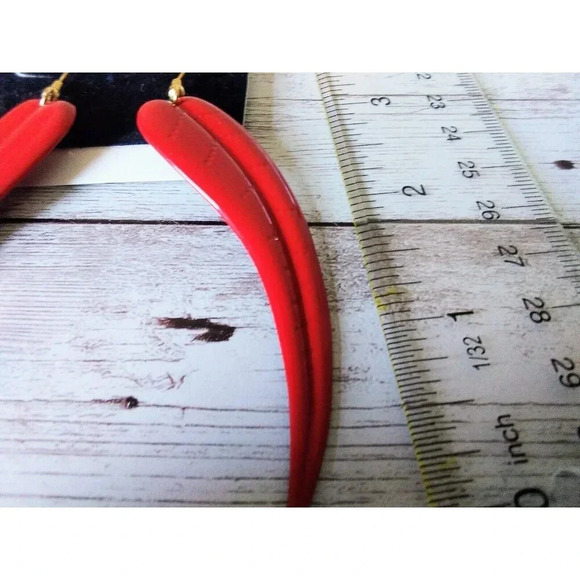 NWT Vintage ELLE Chili Pepper Earrings - Picture 3 of 4